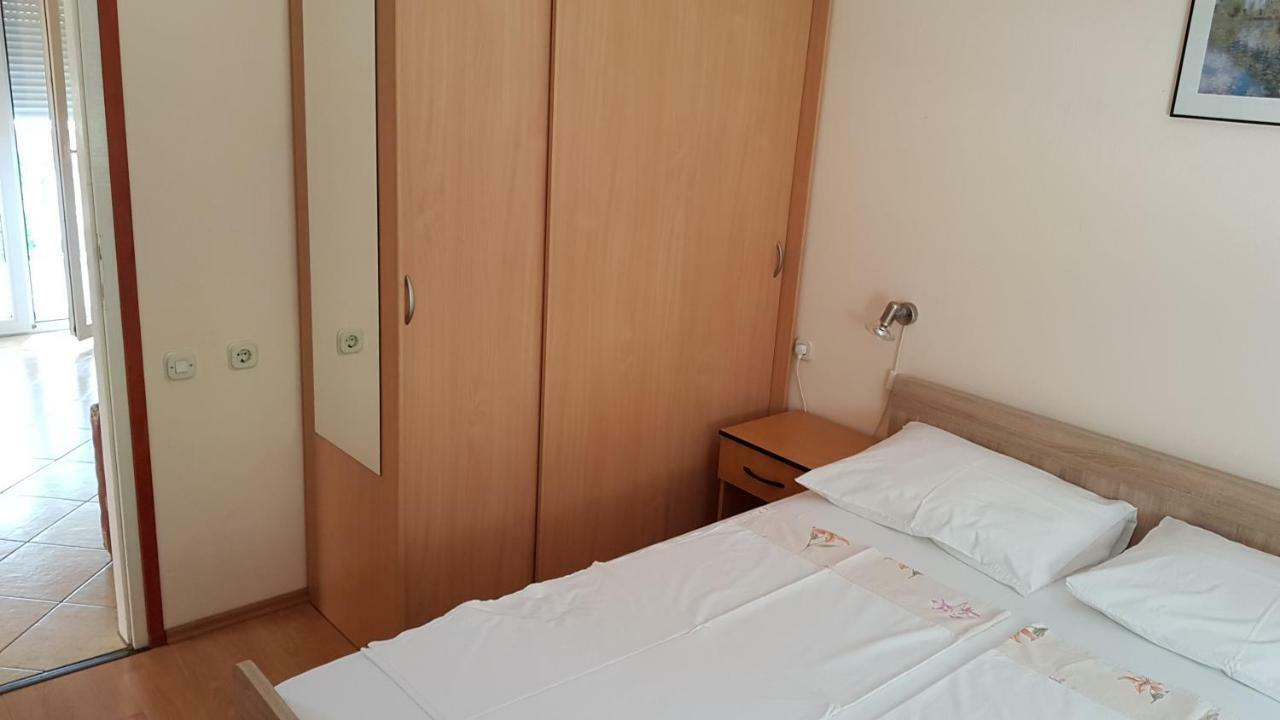 Apartments Andelina Pag Town Dış mekan fotoğraf